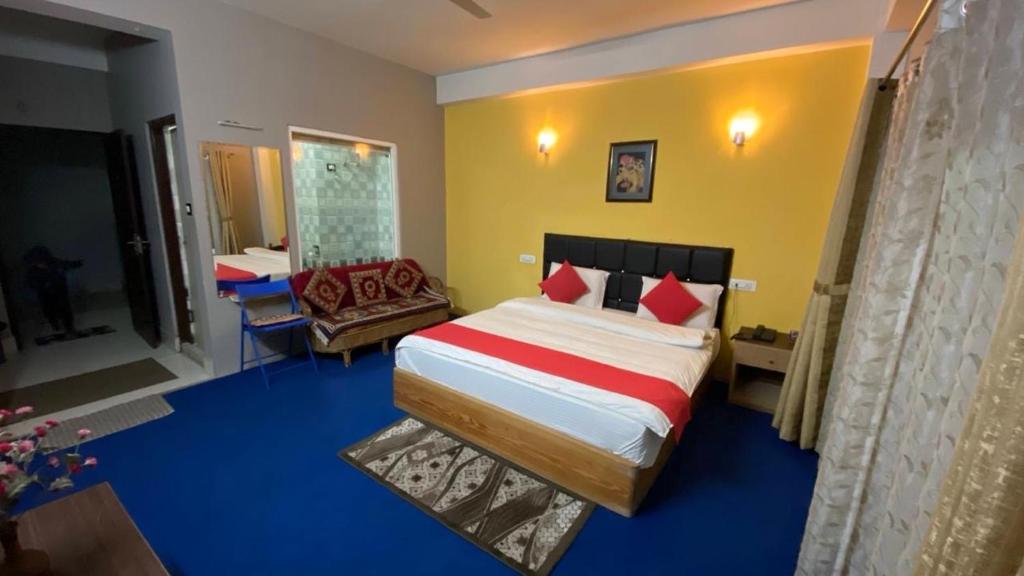 Postel nebo postele na pokoji v ubytování Hidden Gem Residency