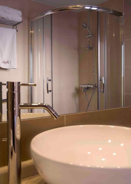 Beachfront Sustainability certification Valis Resort Hotel - Double Or Twin Room With Sea View