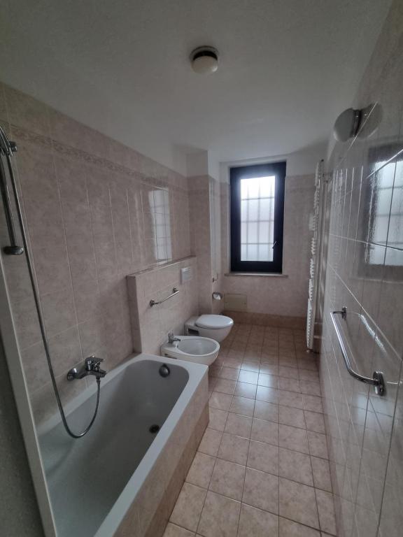 Koupelna v ubytování Aba Hotel
