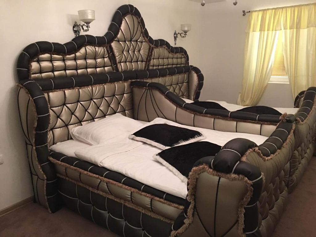 Bali Colosseum Hotel - Standard Double Room With Sauna