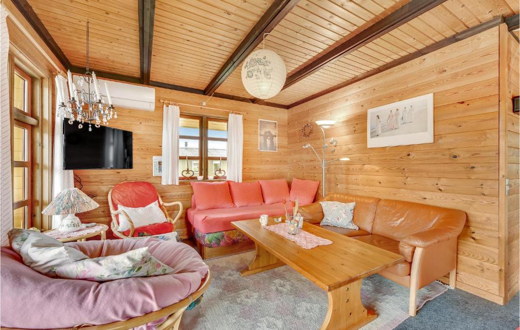 TV a/nebo společenská místnost v ubytování Hoejris Hus