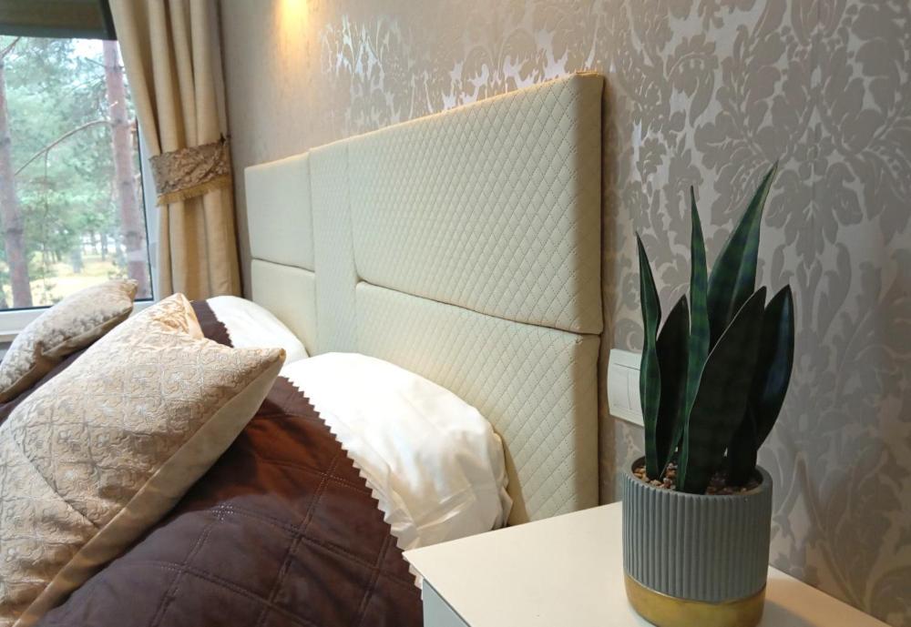 forest-house lt - Two-Bedroom Apartment