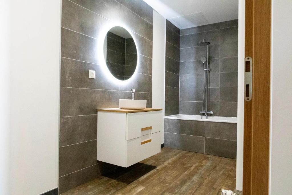 Kúpeľňa v ubytovaní Coeur de Ville Montbéliard