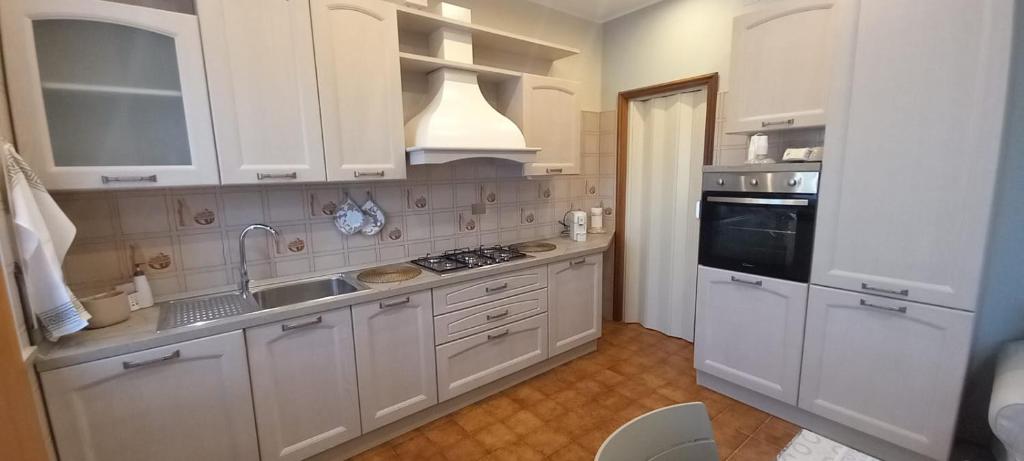 Nhà bếp/bếp nhỏ tại La Magnolia - Locazione Turistica