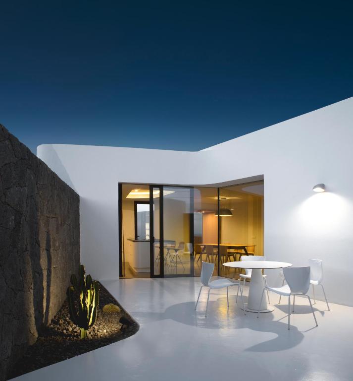 Posezení v ubytování VULKANO Villas