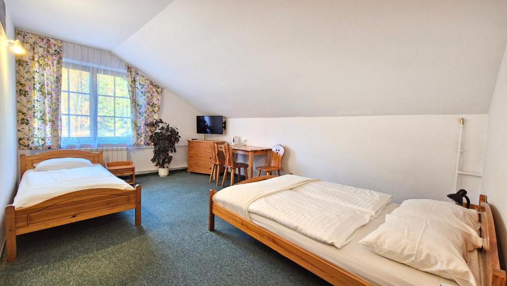 VILLA MEDICA - Ośrodek wypoczynkowy z basenem oraz pełnym wyżywieniem - 16