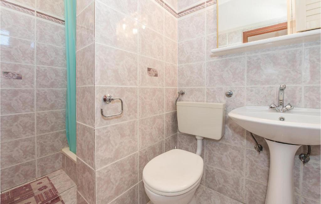 Koupelna v ubytování Holiday Home Tribunj-Sovlje Dubravice