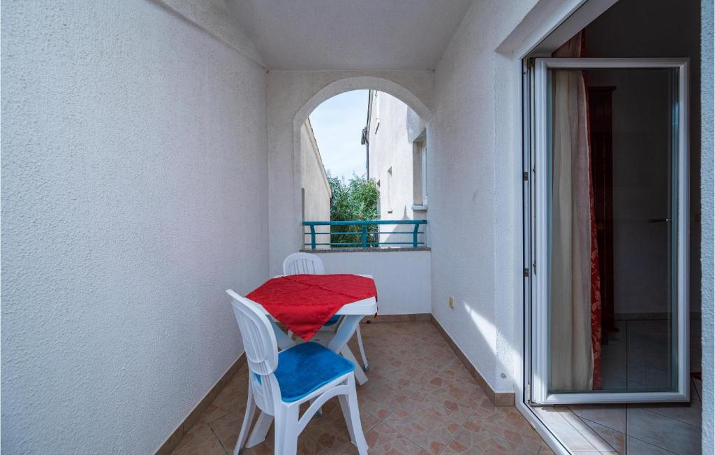 Balkón alebo terasa v ubytovaní Cozy Apartment In Pula With Wifi