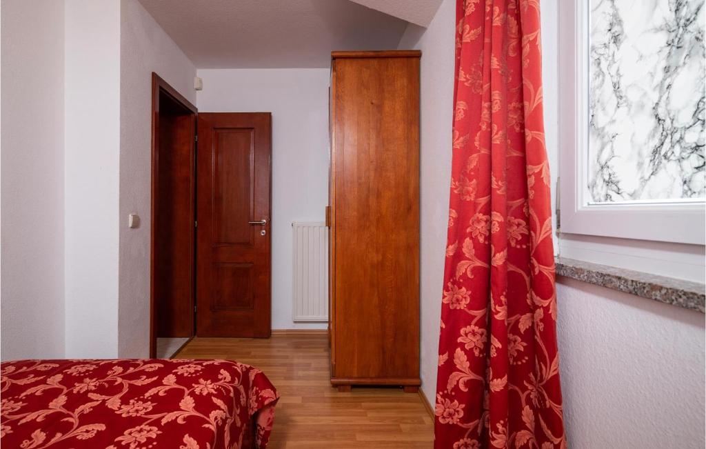 Posteľ alebo postele v izbe v ubytovaní Cozy Apartment In Pula With Wifi