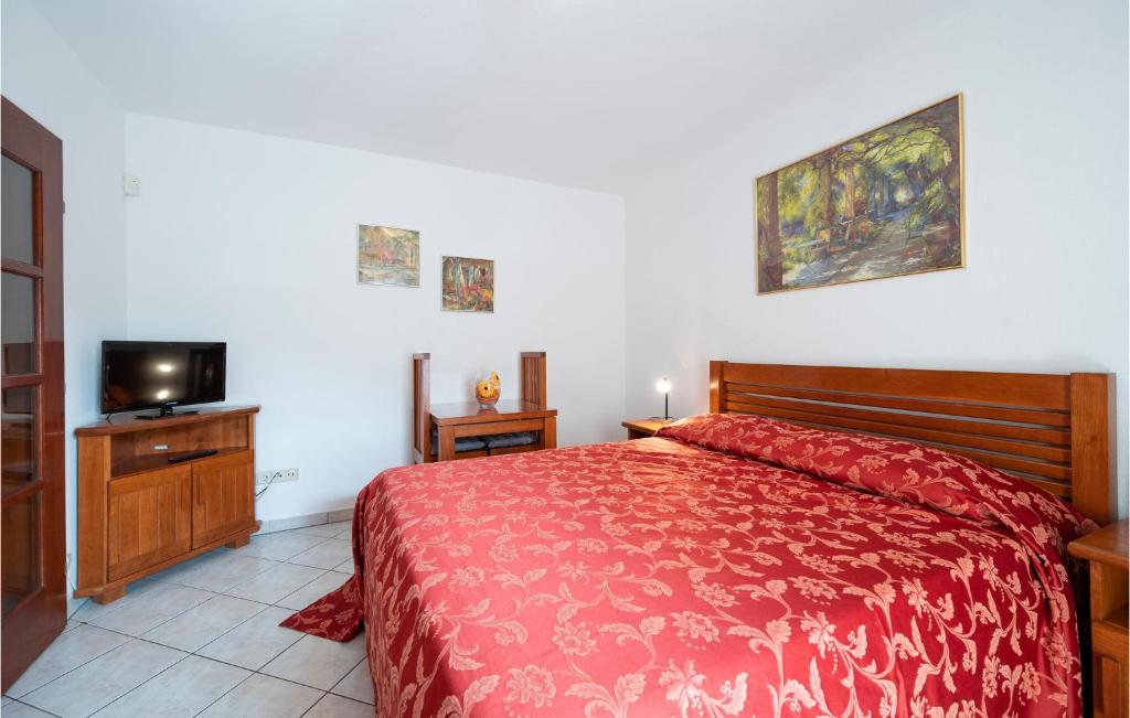 Posteľ alebo postele v izbe v ubytovaní Cozy Apartment In Pula With Wifi