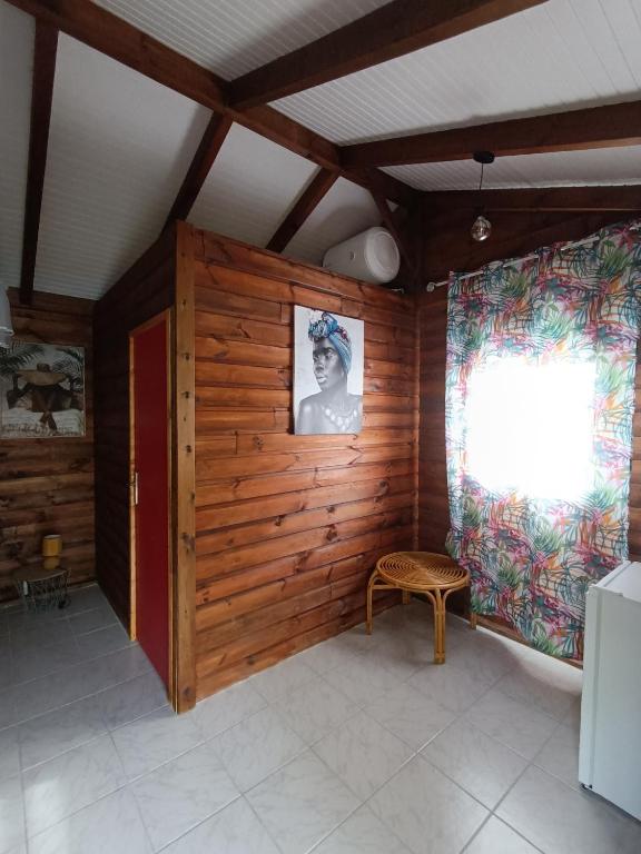 Fotografie z fotogalerie ubytování Le Paradis des Colibris Gîte créole avec piscine table dhôtes et nature à Anse Bertrand v destinaci Anse-Bertrand