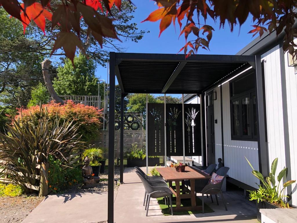 Zahrada ubytování Luxury Farm Escape Tiny Home New Plymouth-Egmont Village