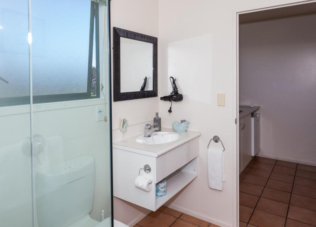 Coromandel Court Motel - Resim 3