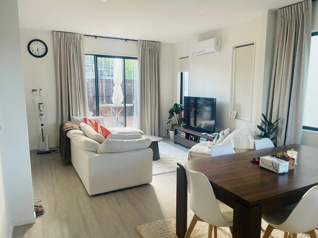 Brand New Beauty Home