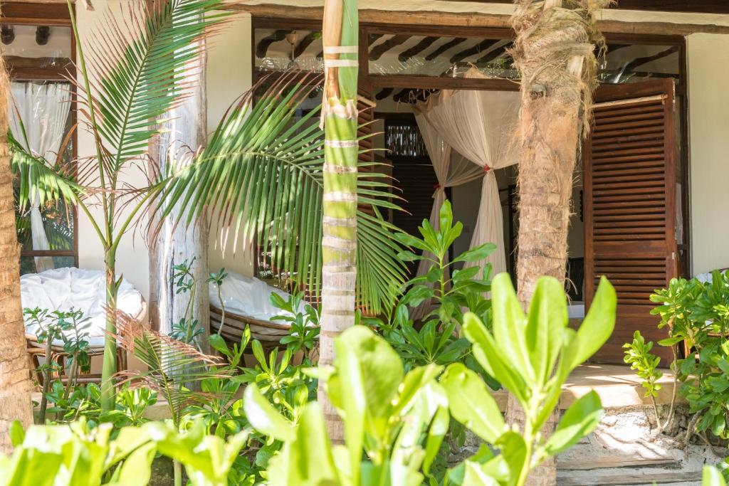 Zahrada ubytování Sunshine Azure Zanzibar Beach Hotel