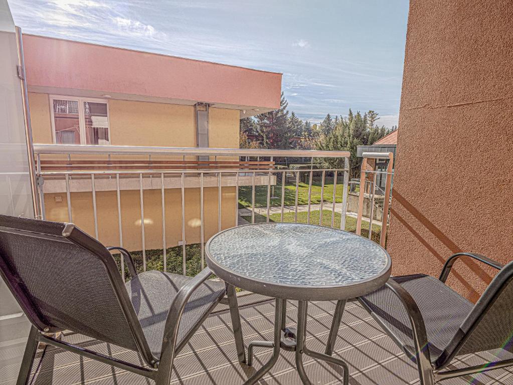 Holiday Beach Budapest Wellness Hotel with Sauna Park - Resim 45