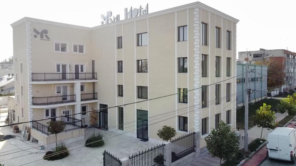 Budova, kde se hotel nachází