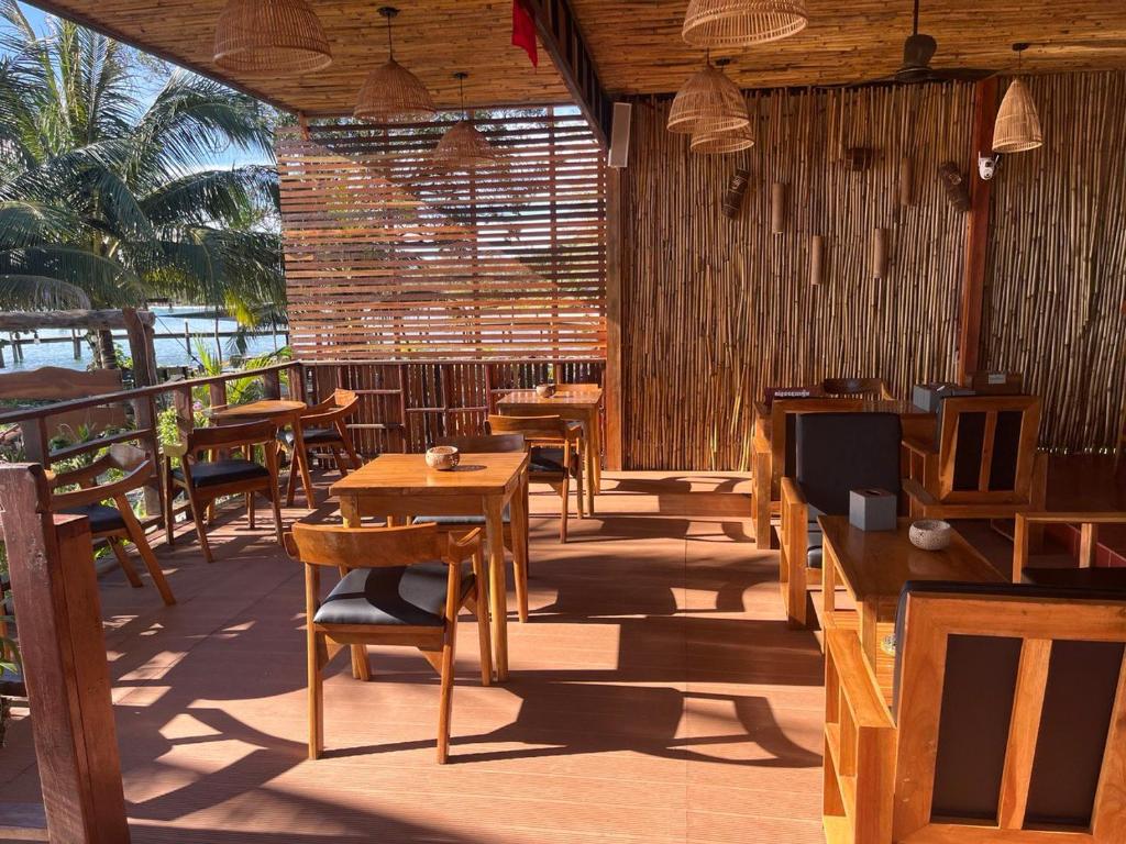 Restaurace v ubytování Coco Bungalows