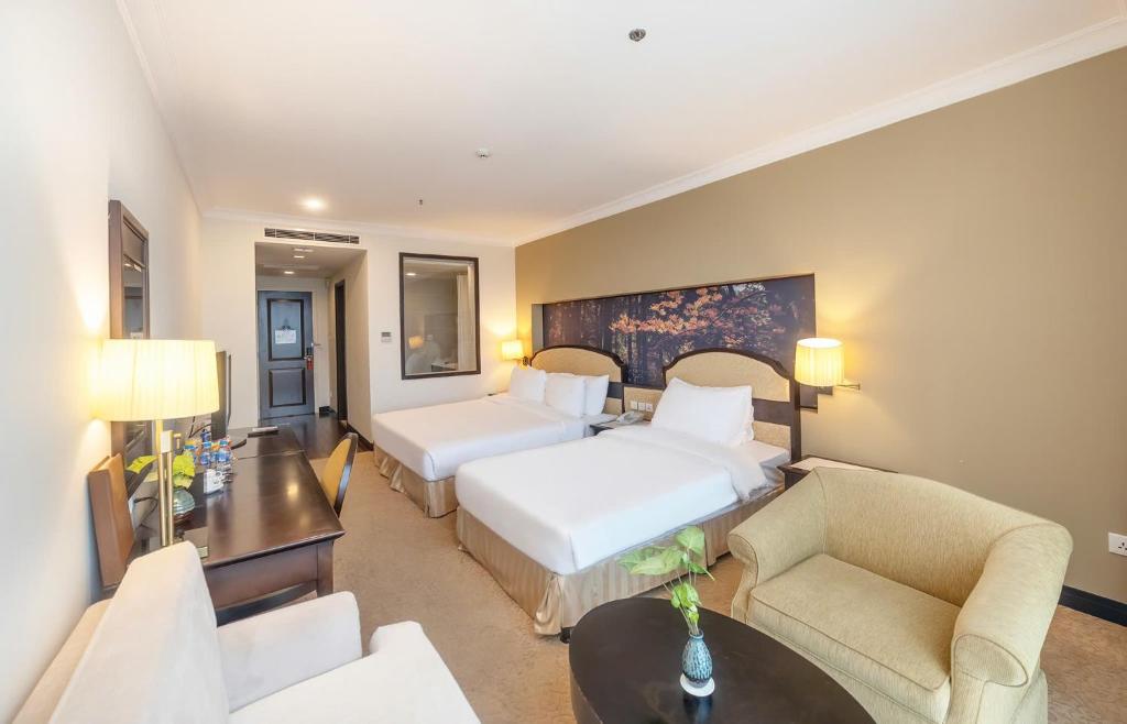 Phòng Deluxe 3 Người Nhìn ra Thành phố