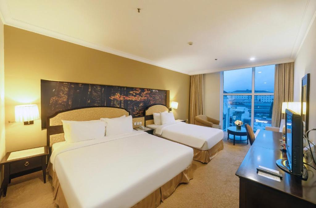 Phòng Deluxe 3 Người Nhìn ra Thành phố