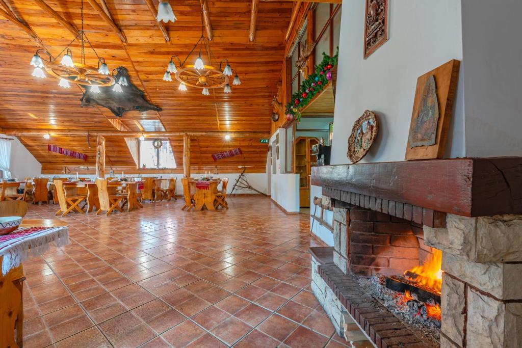 Fotografie z fotogalerie ubytování Rare Forest Retreat v destinaci Bran