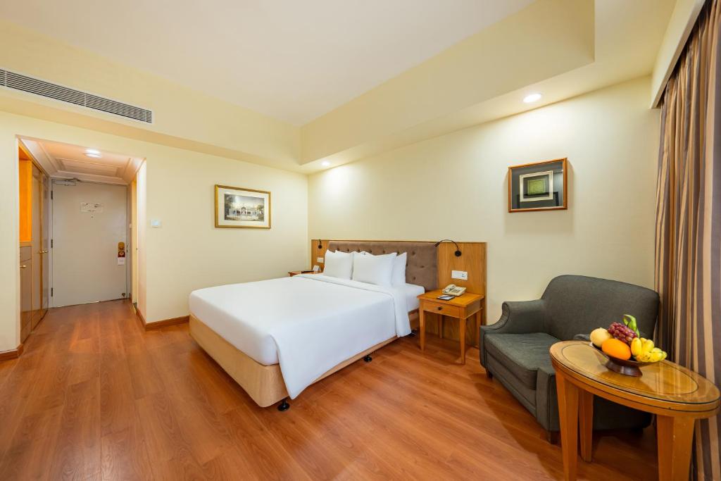 Premier Room with City / Garden View (subject to availability)