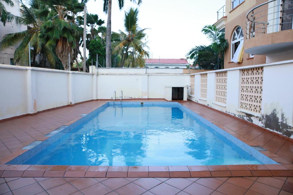 Bazén v ubytování BEACHFRONT OCEAN VIEW ROOMS WITH A SWIMMING POOL nebo v jeho okolí