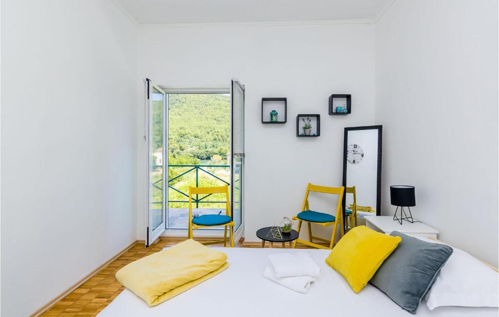 Posteľ alebo postele v izbe v ubytovaní Stunning Home In Broce With Wifi