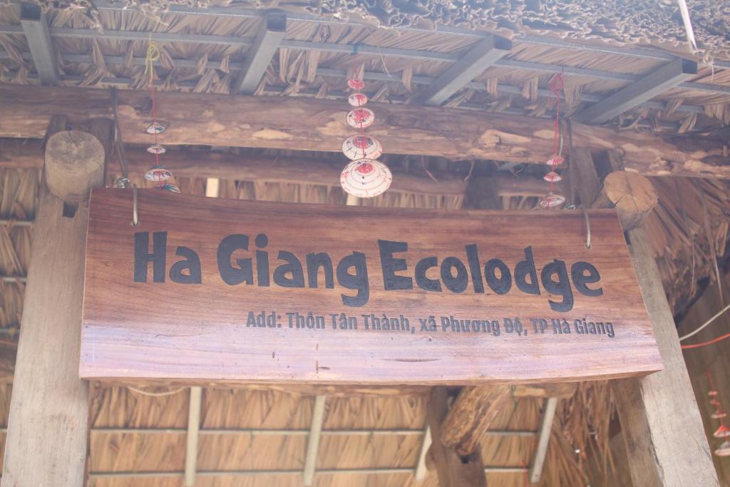 Chứng chỉ, giải thưởng, bảng hiệu hoặc các tài liệu khác trưng bày tại Ha Giang Ecolodge