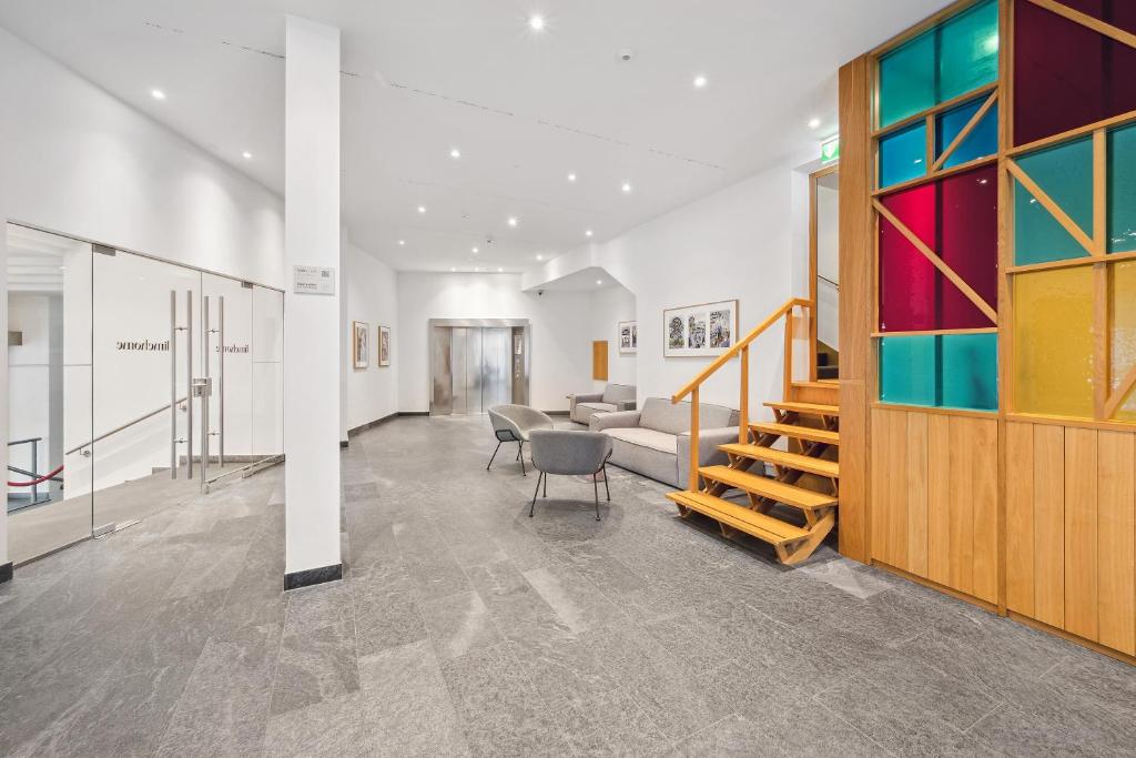 Limehome Basel Münzgasse - Resim 42