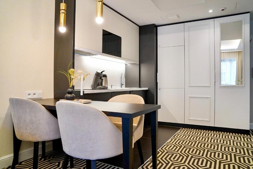 Baltic Park Fort by Baltic Home