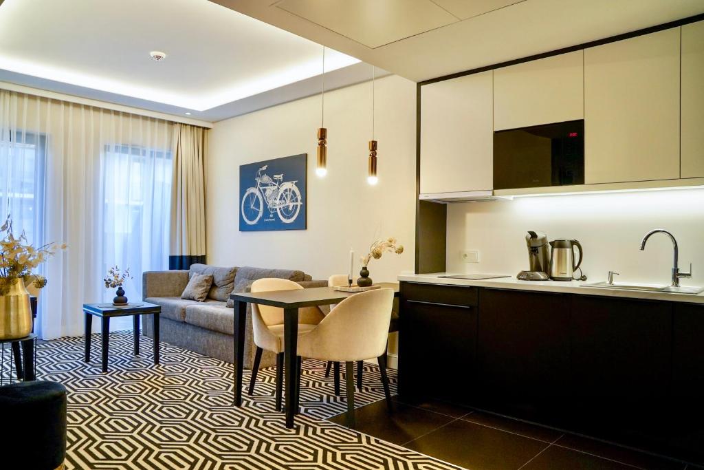 Baltic Park Fort by Baltic Home