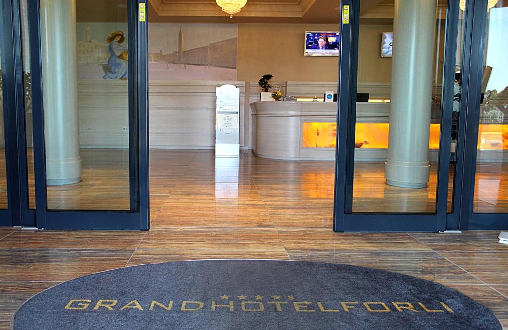 Vstupní hala nebo recepce v ubytování Grand Hotel Forlì