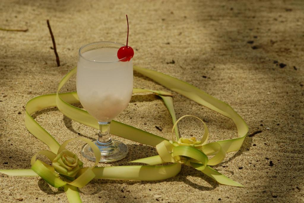 Nápoje v ubytování Costa Aguada Island Resort, Inampulugan Island, Sibunag, Guimaras