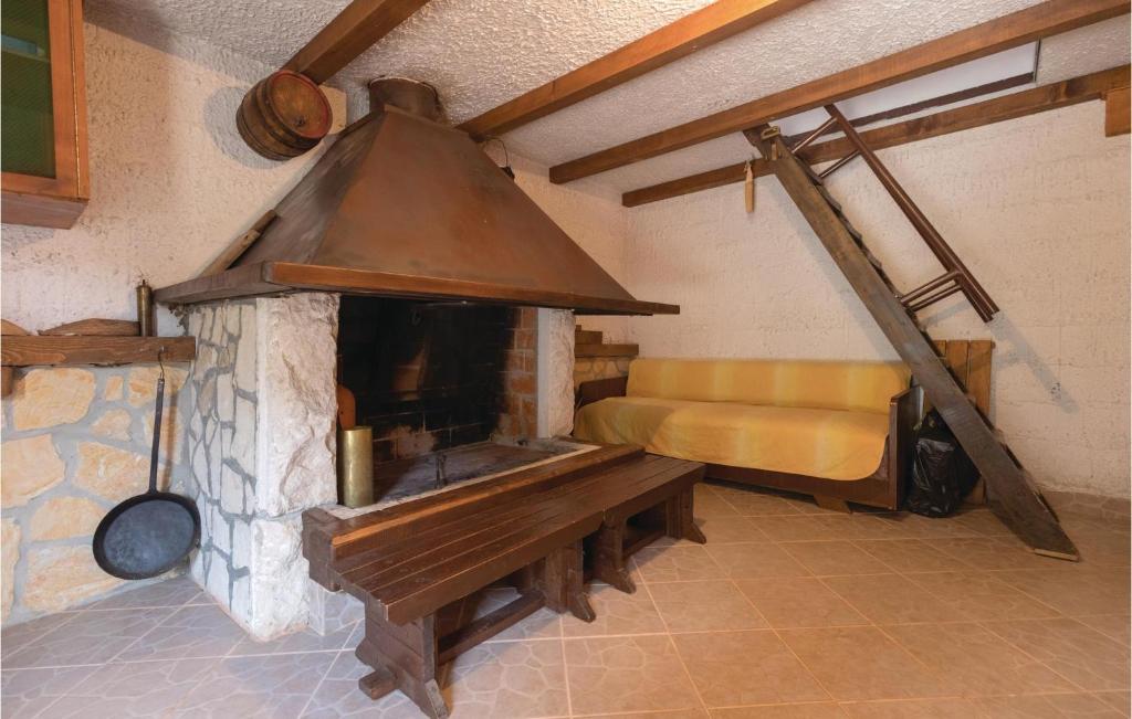 Fotografia z galérie ubytovania Lovely Home In Desne With Kitchen v destinácii Rogotin
