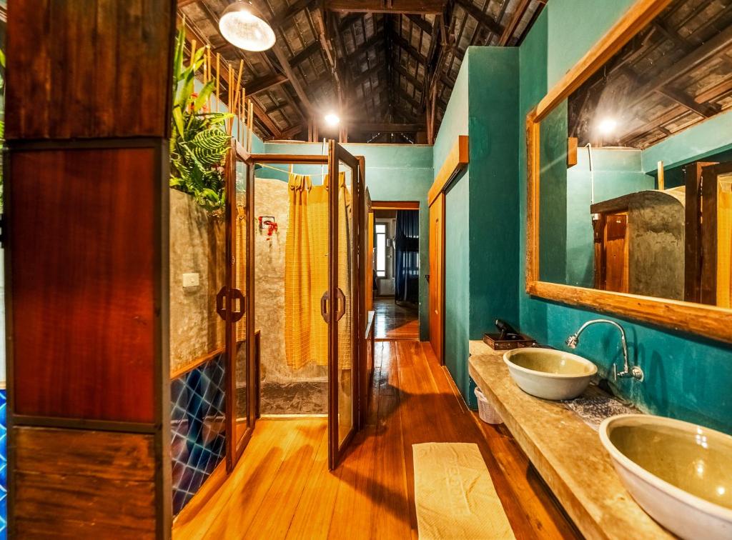 Buzzas @ Pai Chan - 7