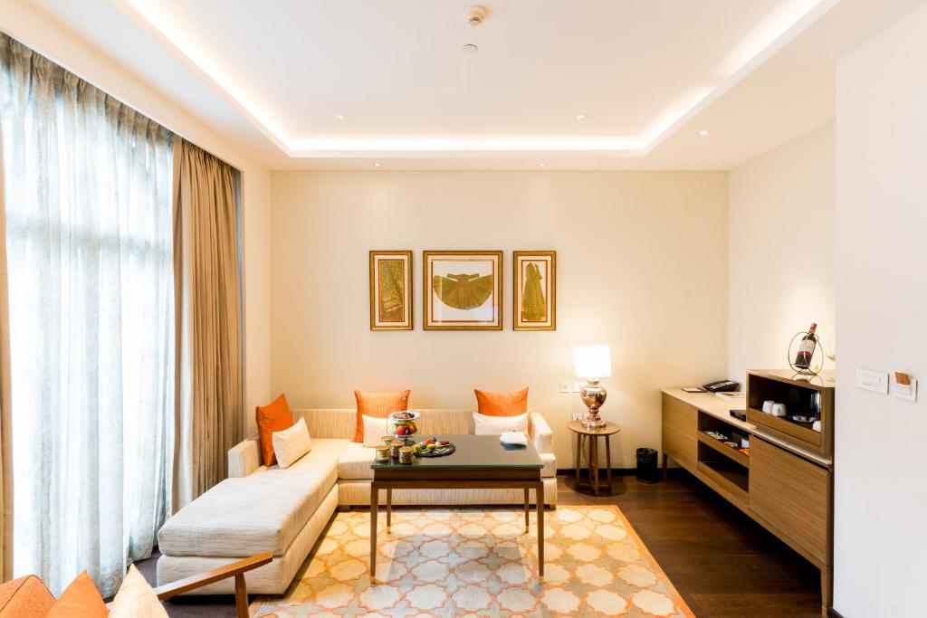 Taj Mahal Lucknow - Suite Premium