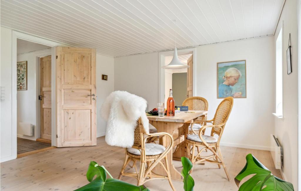 Fotografie z fotogalerie ubytování 2 Bedroom Cozy Home In Fjerritslev v destinaci Fjerritslev