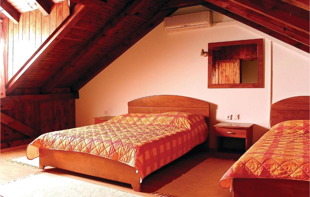 Posteľ alebo postele v izbe v ubytovaní Lovely Home In Podstrana