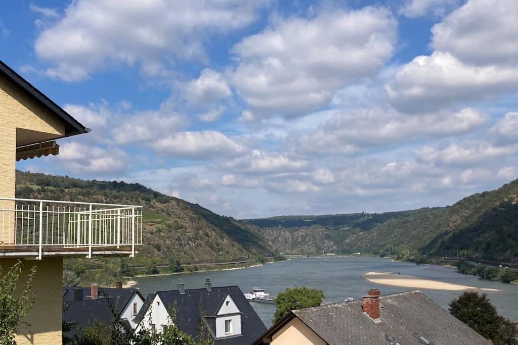 una casa con vistas al río Denheny en Rheinloge, en Oberwesel