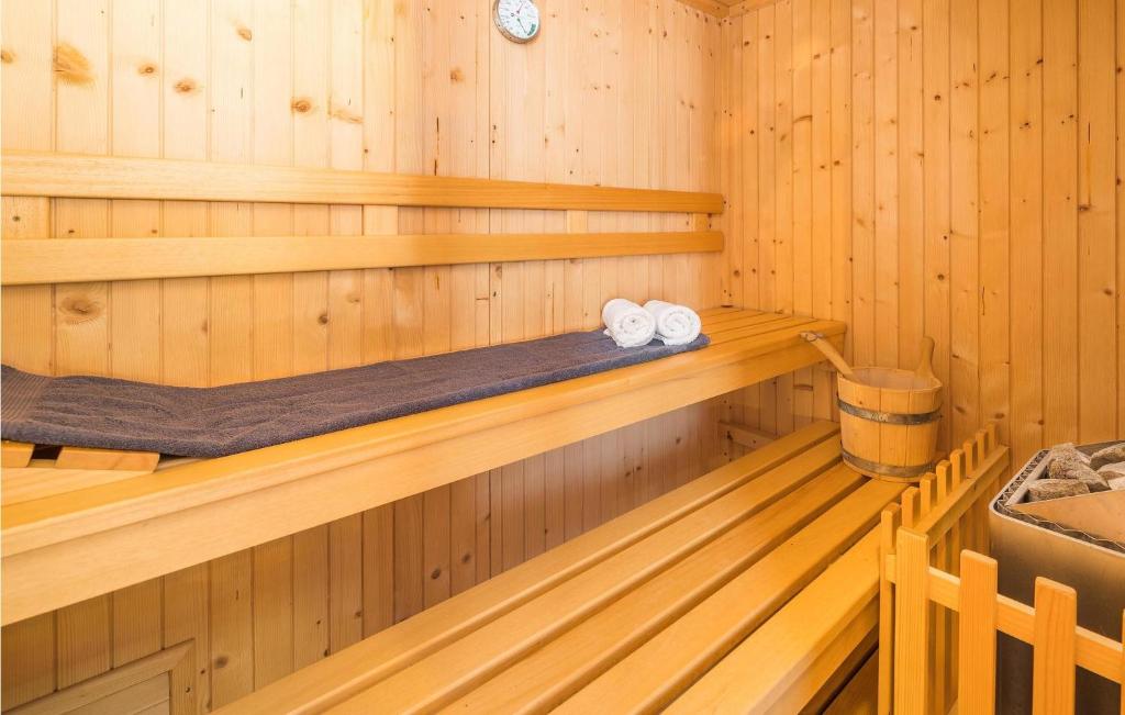 Zdjęcie z galerii obiektu Pet Friendly Home In Barban With Sauna w mieście Barban