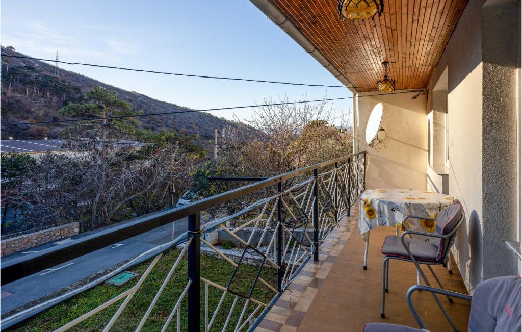 Balkón alebo terasa v ubytovaní 2 Bedroom Gorgeous Apartment In Knezica