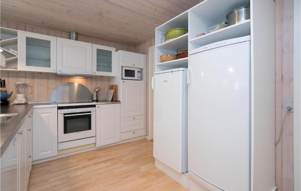 Kuchyň nebo kuchyňský kout v ubytování Holiday Home Egelunden Ka Denmk