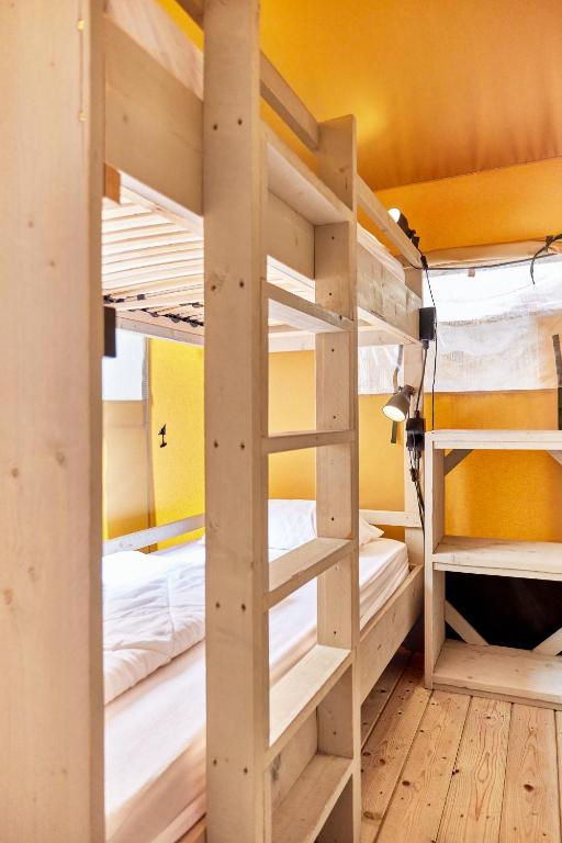 Postel nebo postele na pokoji v ubytování Glamping Virton