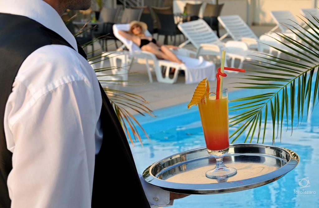 Bebidas em Hotel Tami Residence