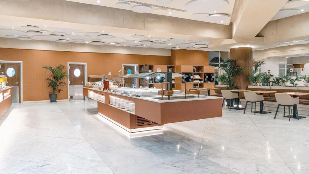 Restaurace v ubytování Silken Al-Andalus Palace
