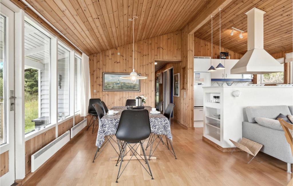 Kuchyň nebo kuchyňský kout v ubytování Holiday Home Harald Jensens Vej