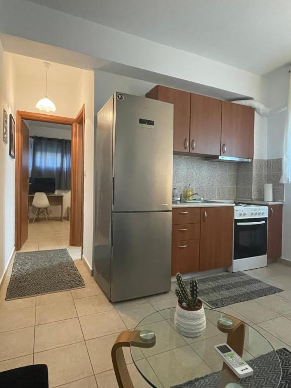Semi-Basement 250m from Sea, Nea Chili