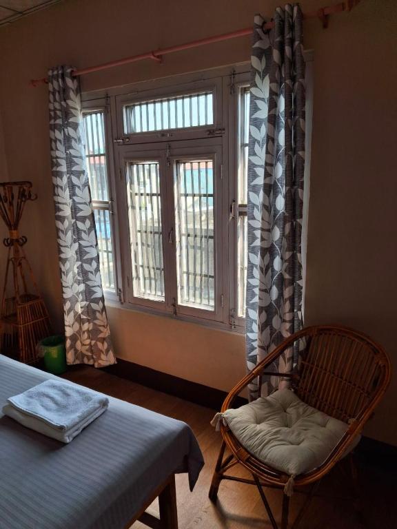 Postel nebo postele na pokoji v ubytování Paris Guest House Airport