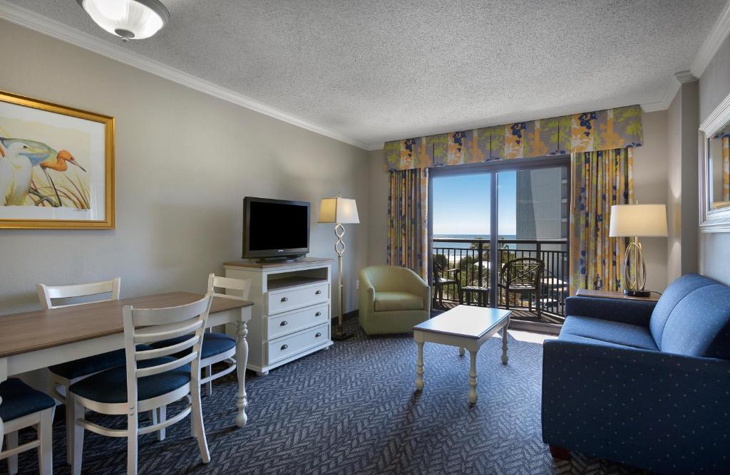 Ocean Reef Resort - 